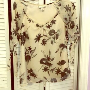👡LOFT silky blouse w sheer overlay -cut out slv👡